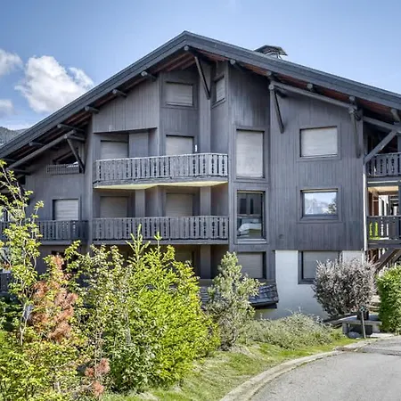 Apache Megeve